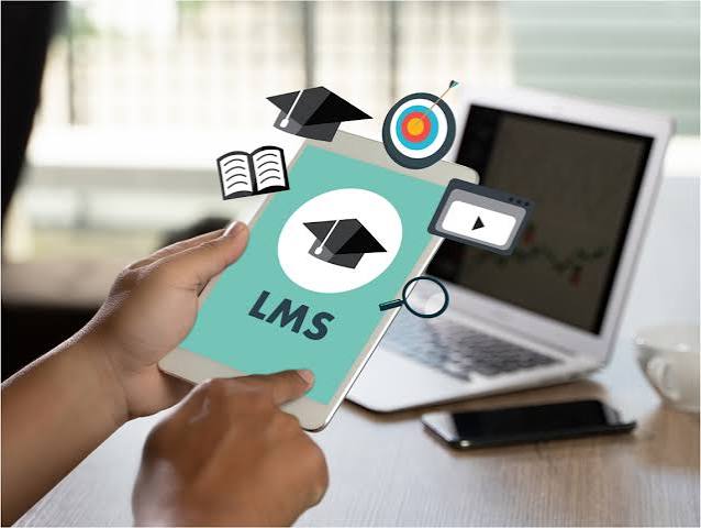 Learning Management System (LMS)